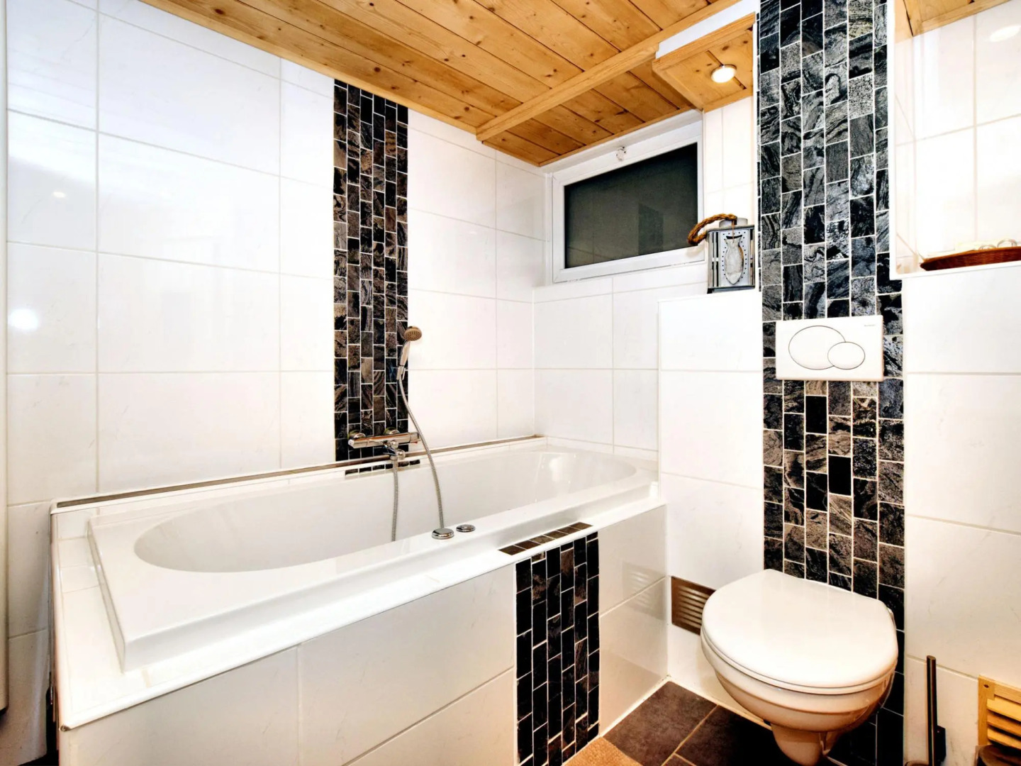 Luxurious chalet in Septon with sauna