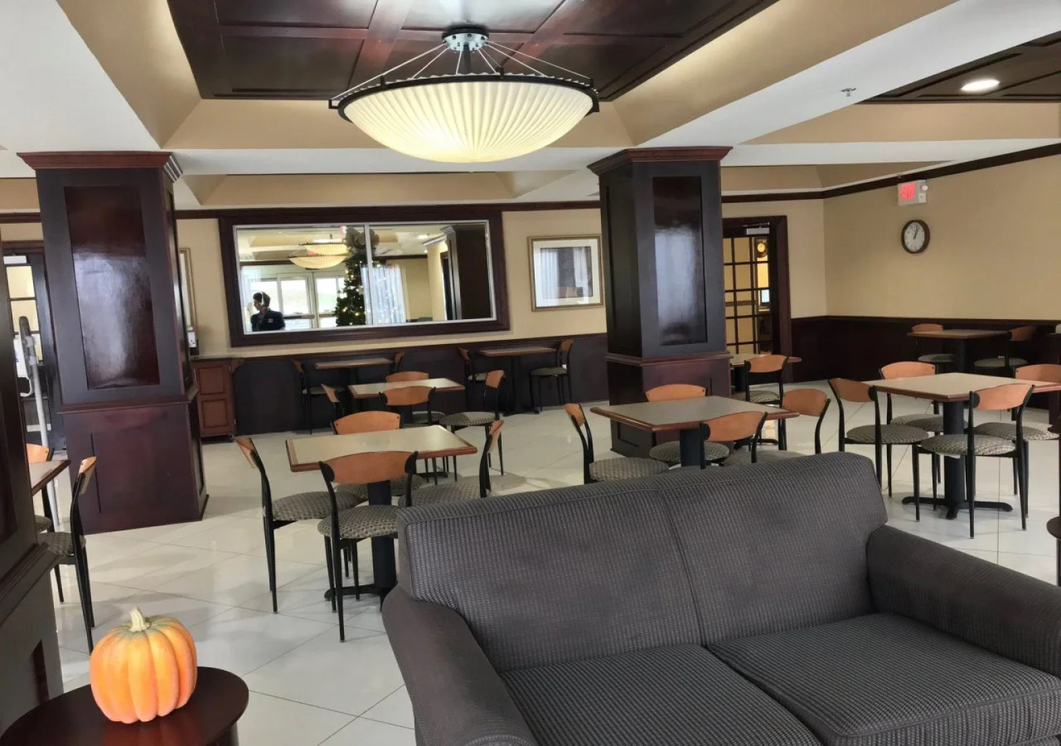 Holiday Inn Express Hotel & Suites Magee by IHG