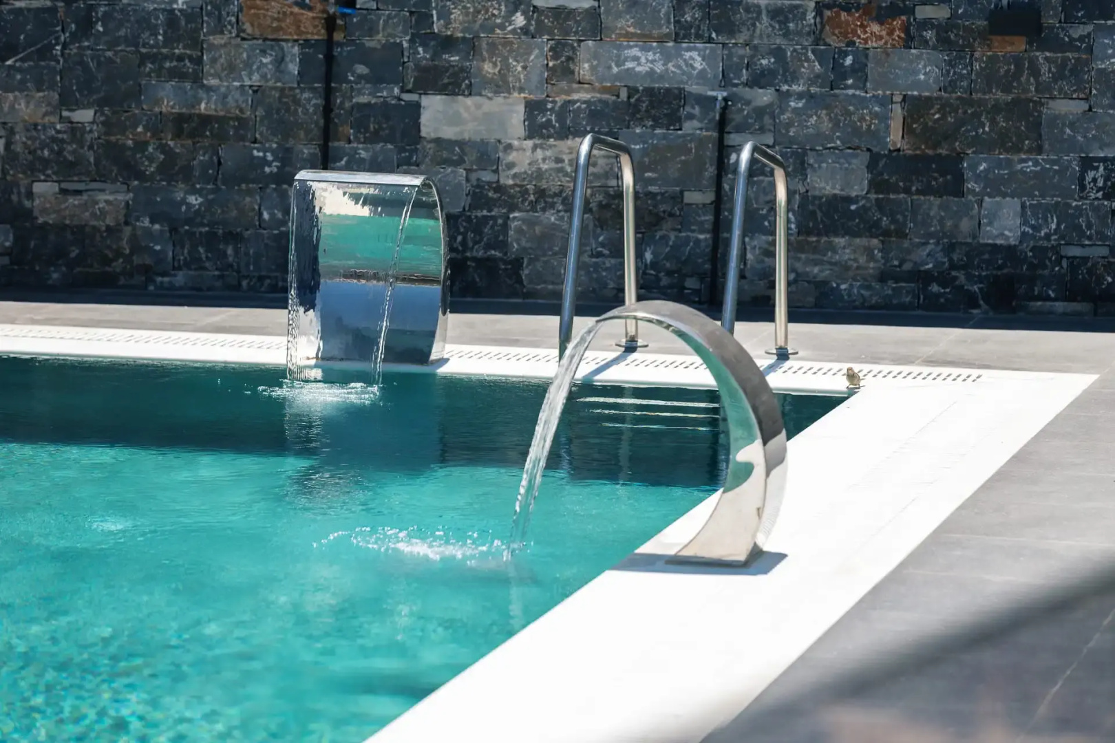 Isla Villas & Suites