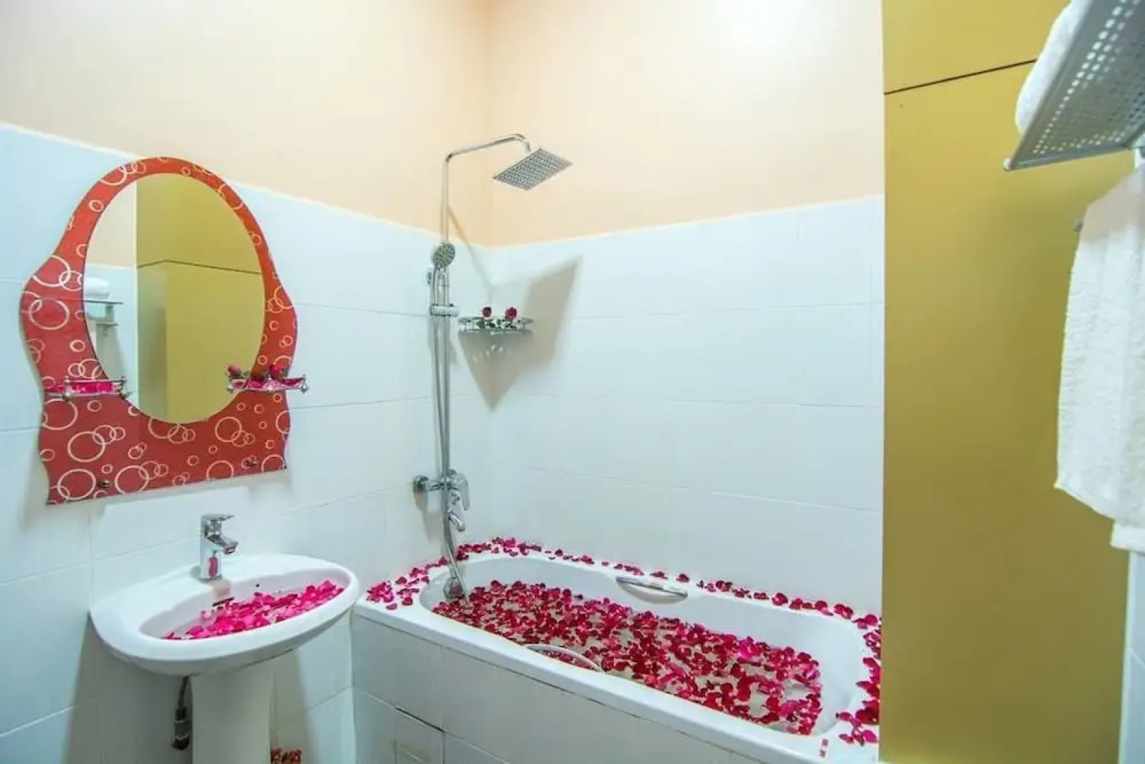 Royal Garden Hotel Mawlamyine