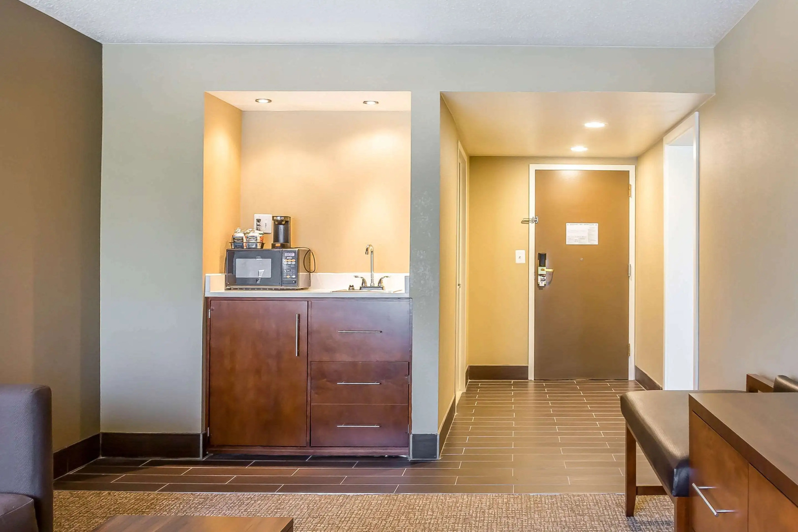 Comfort Inn & Suites Aberdeen near APG