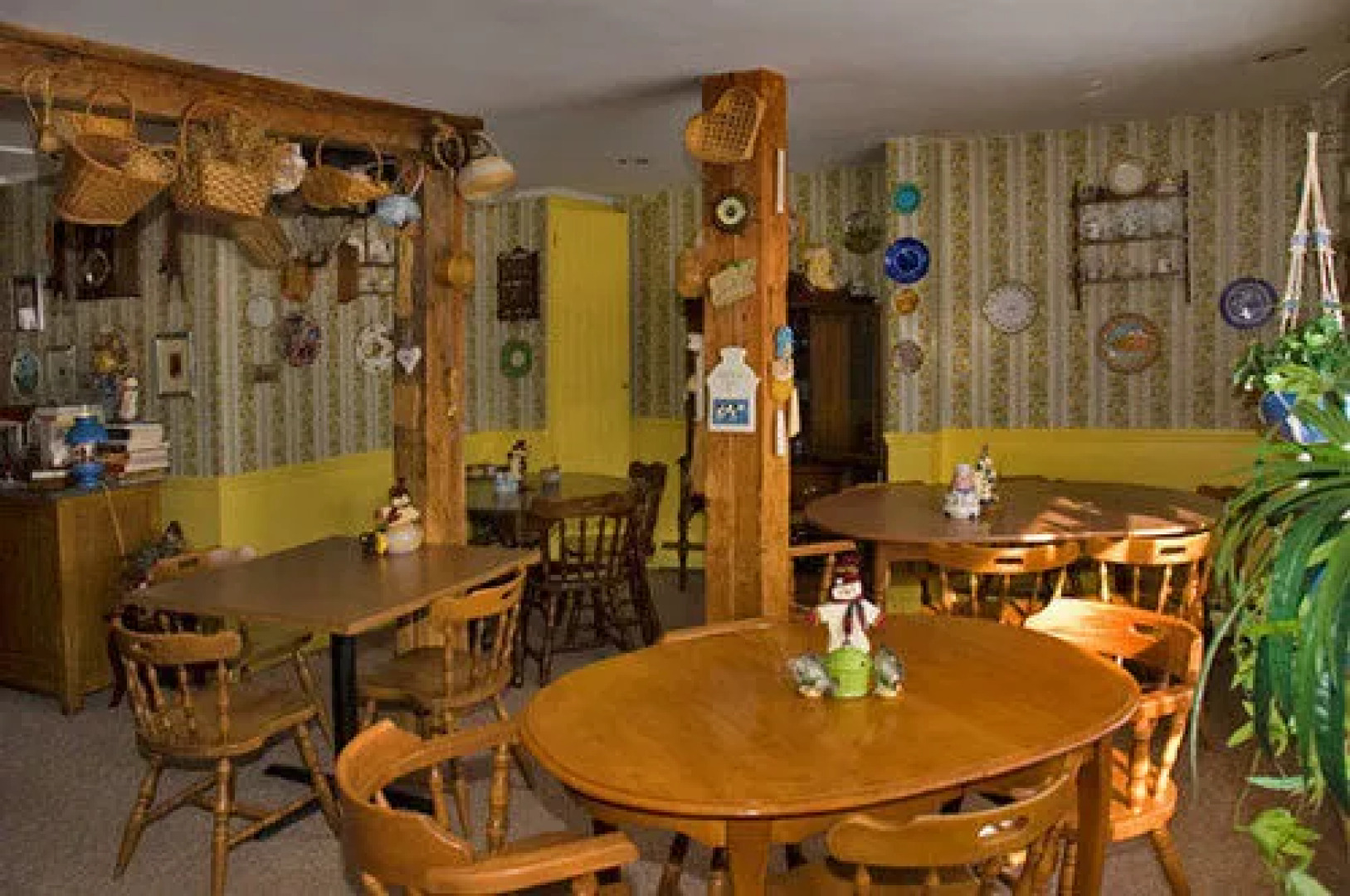 The Combes Family Inn