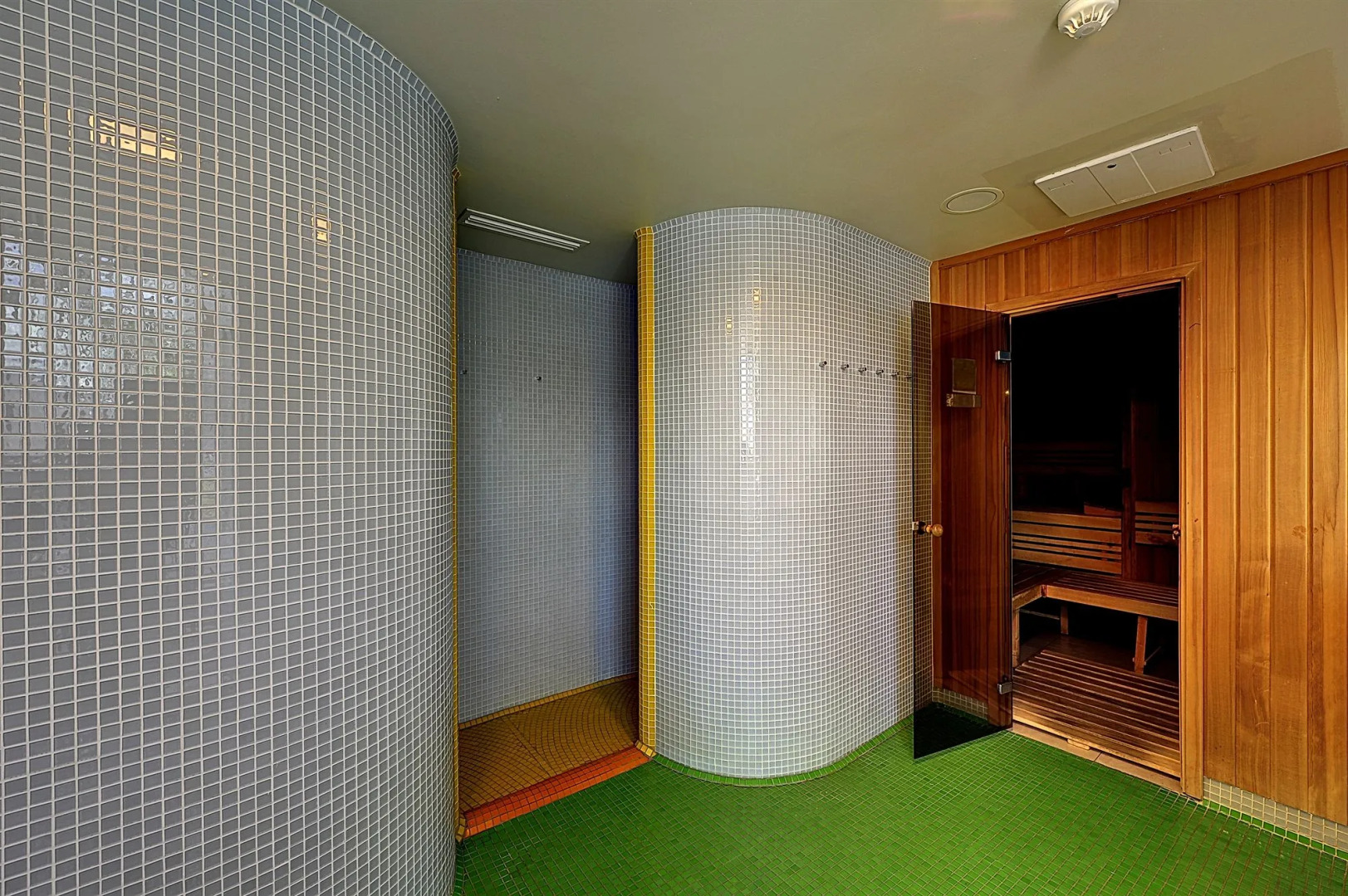 St. Joseph ROYAL REGENT