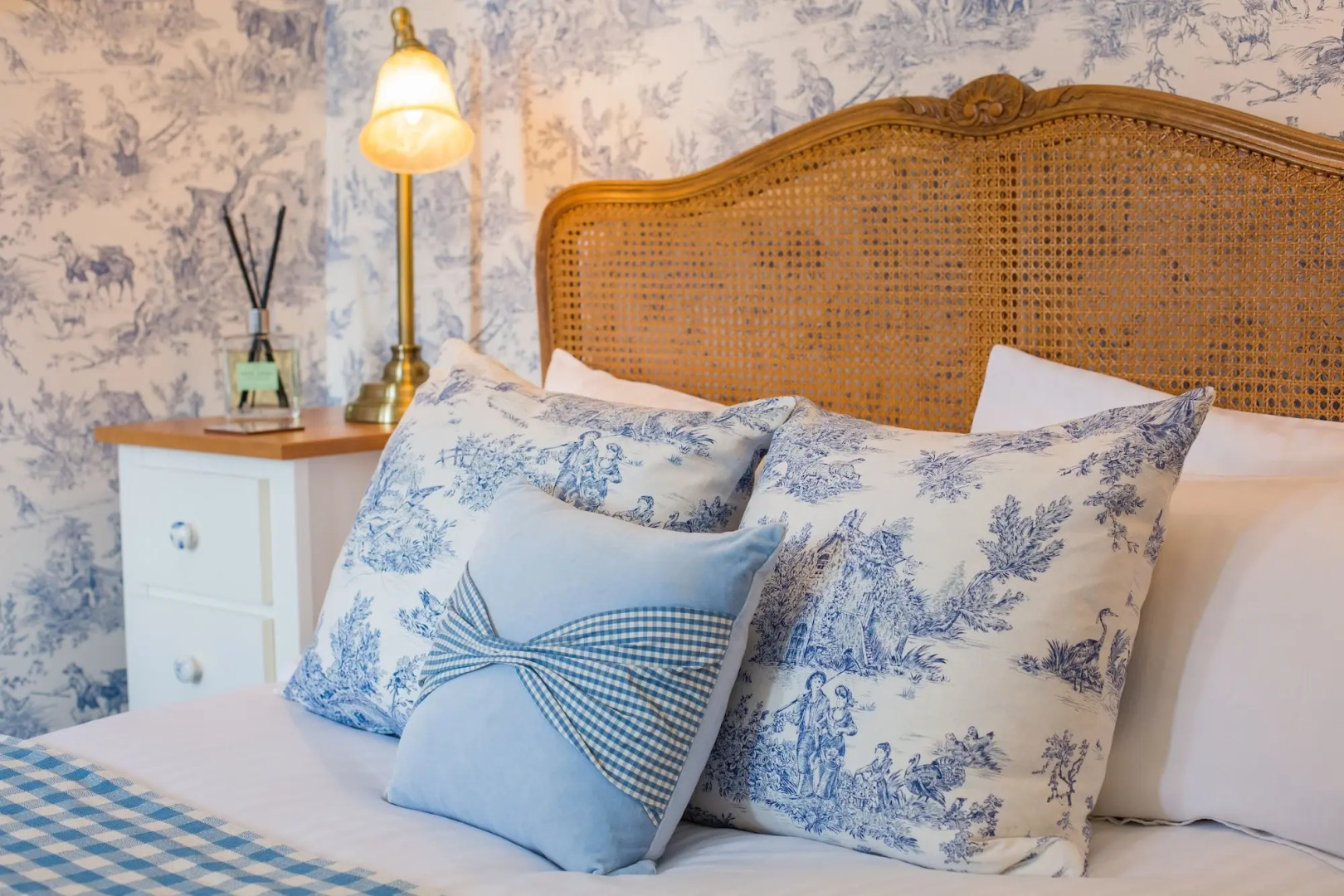 James Place @ Brynawel