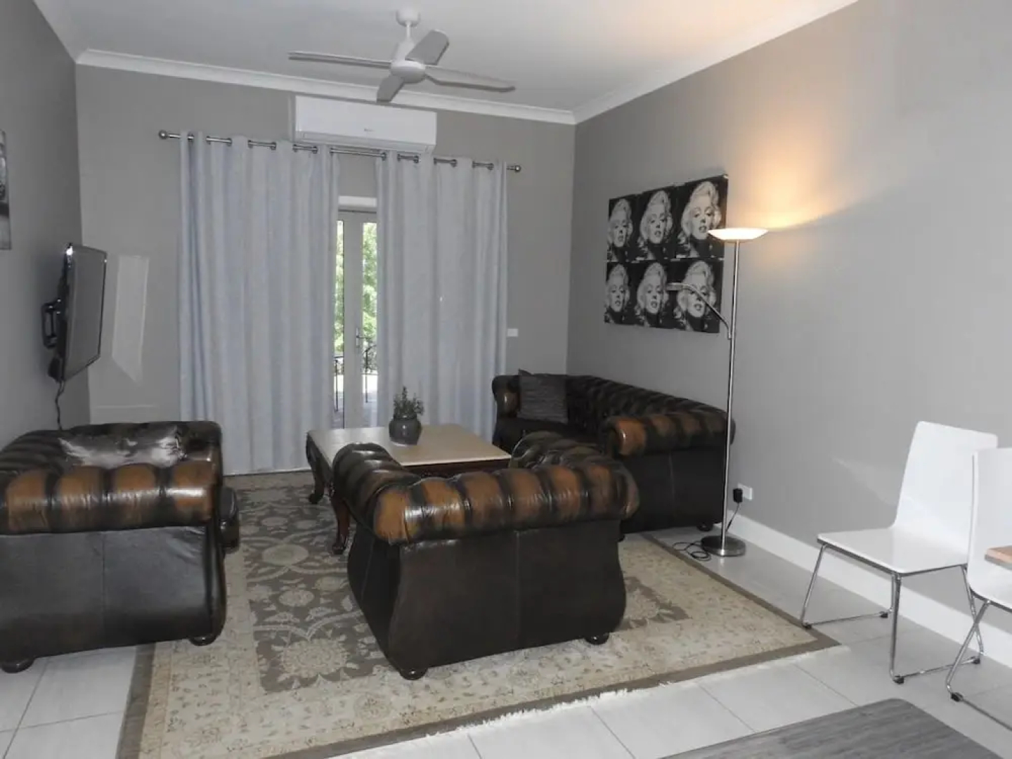 Barkly Suites Apartments