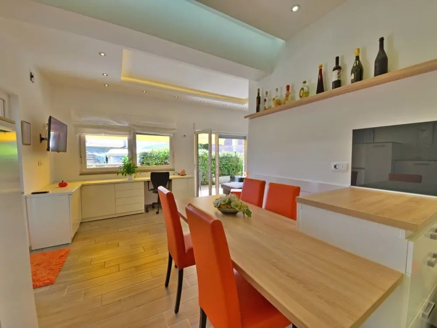 Koalas Nest Home Apartments Trinajsti i