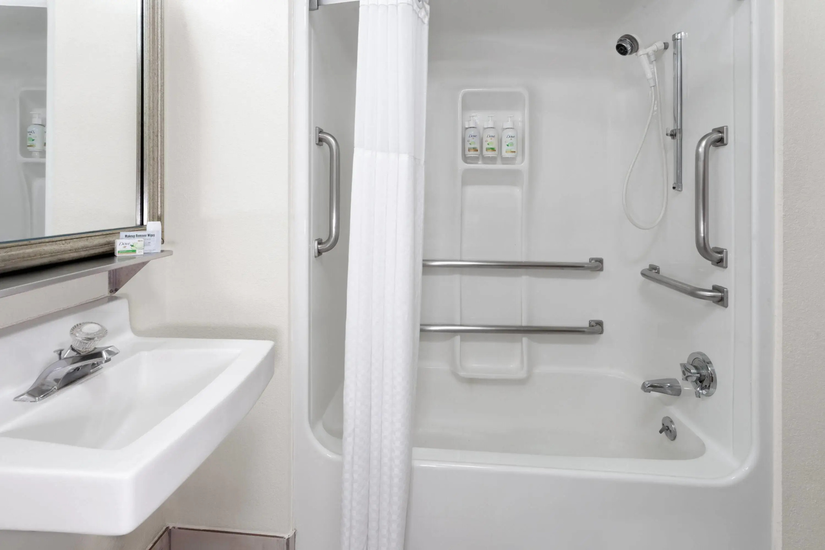 Baymont by Wyndham Green Bay