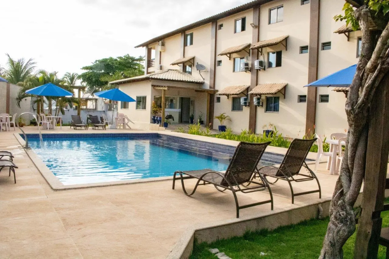 Hotel Amendoeiras Praia