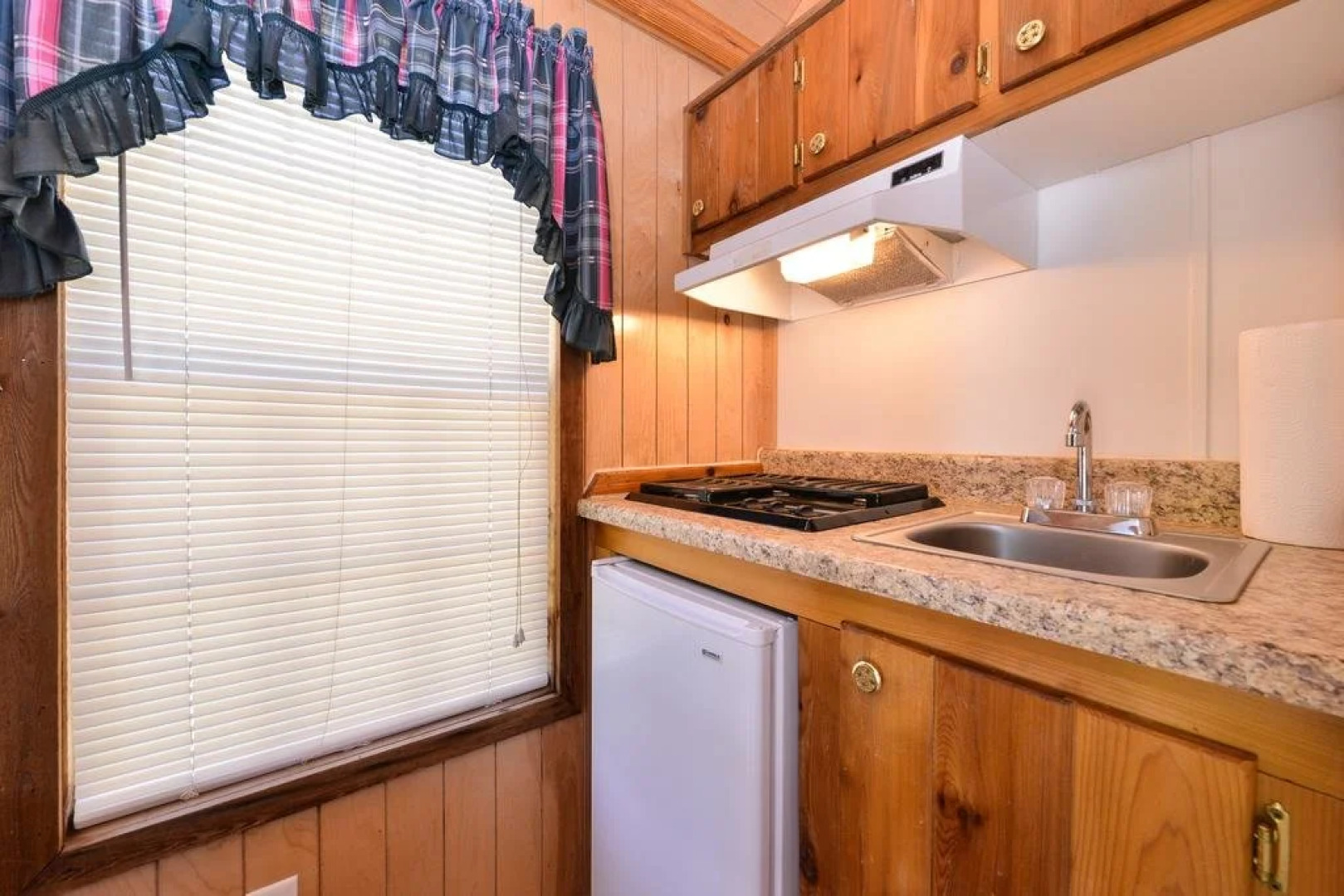 Gunnison Lakeside Cabins & RV Park