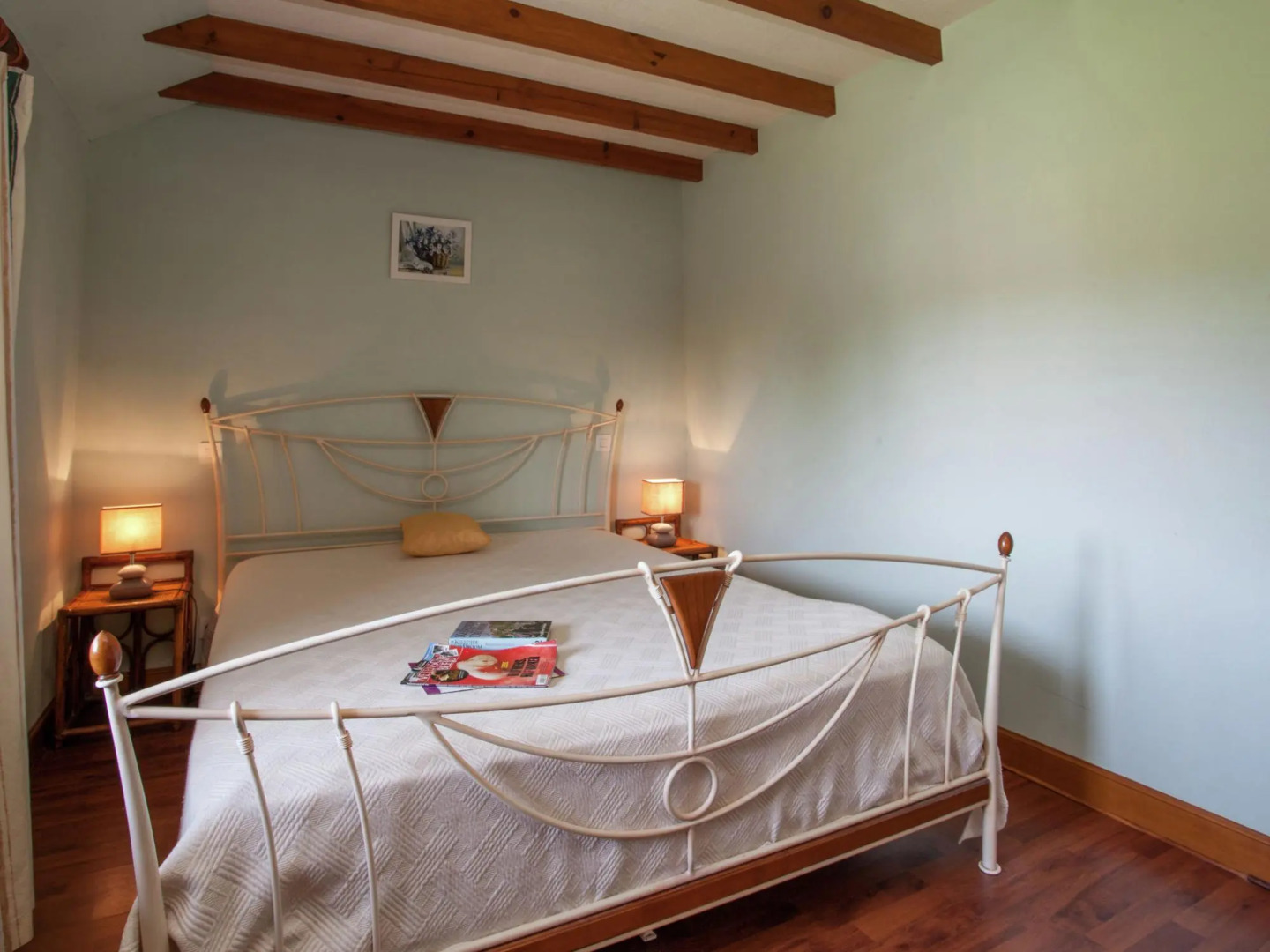 Holiday Home Right on the River Bank With Private Swimming Pool in Saint-julien-de-lampon