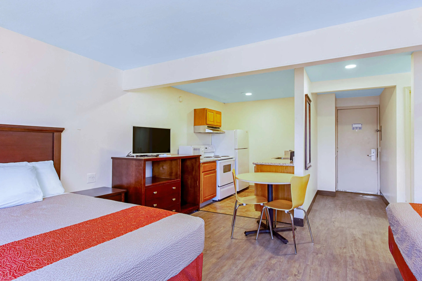 Motel 6 Pendleton, OR - West