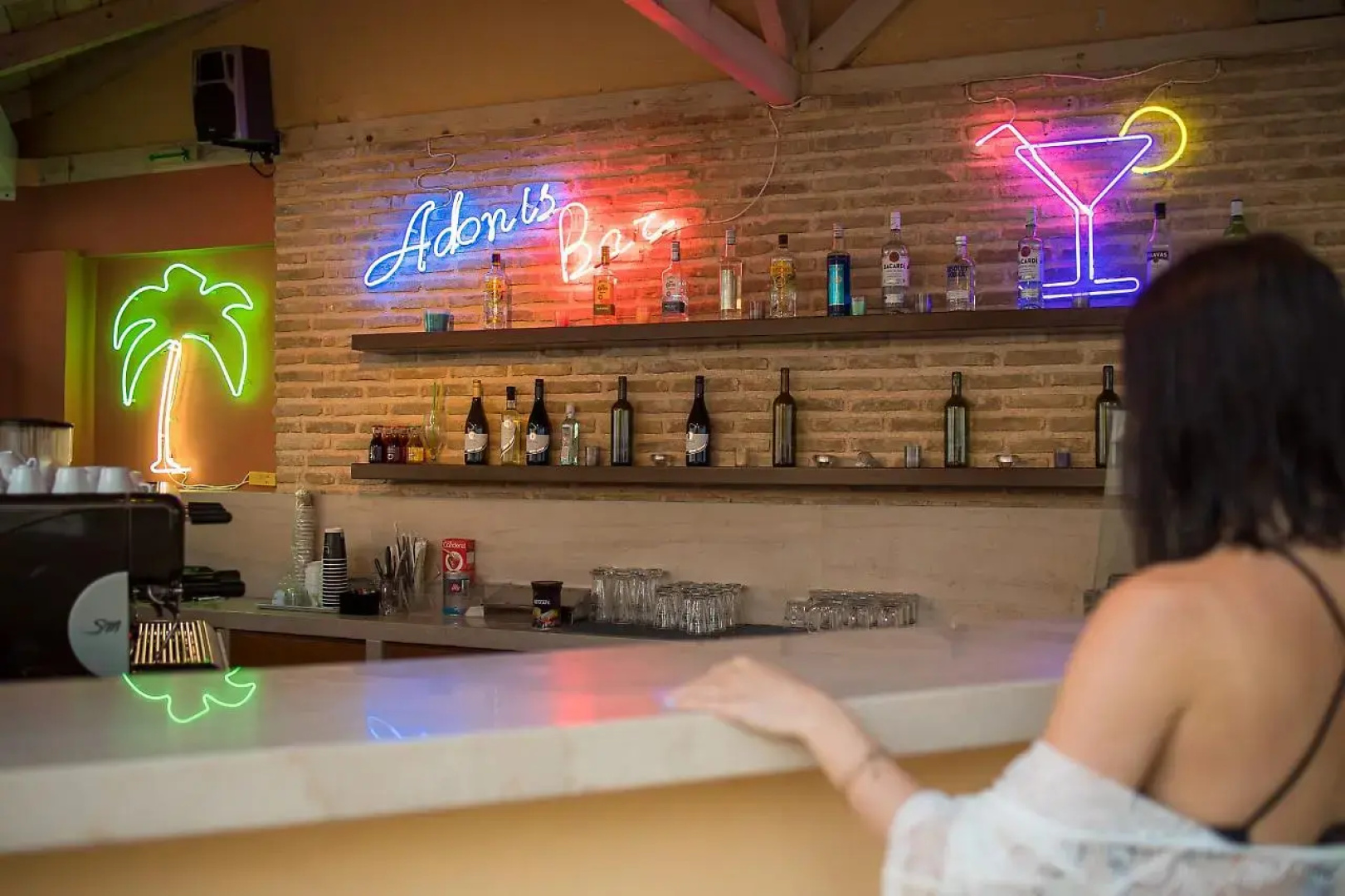 Adonis Hotel