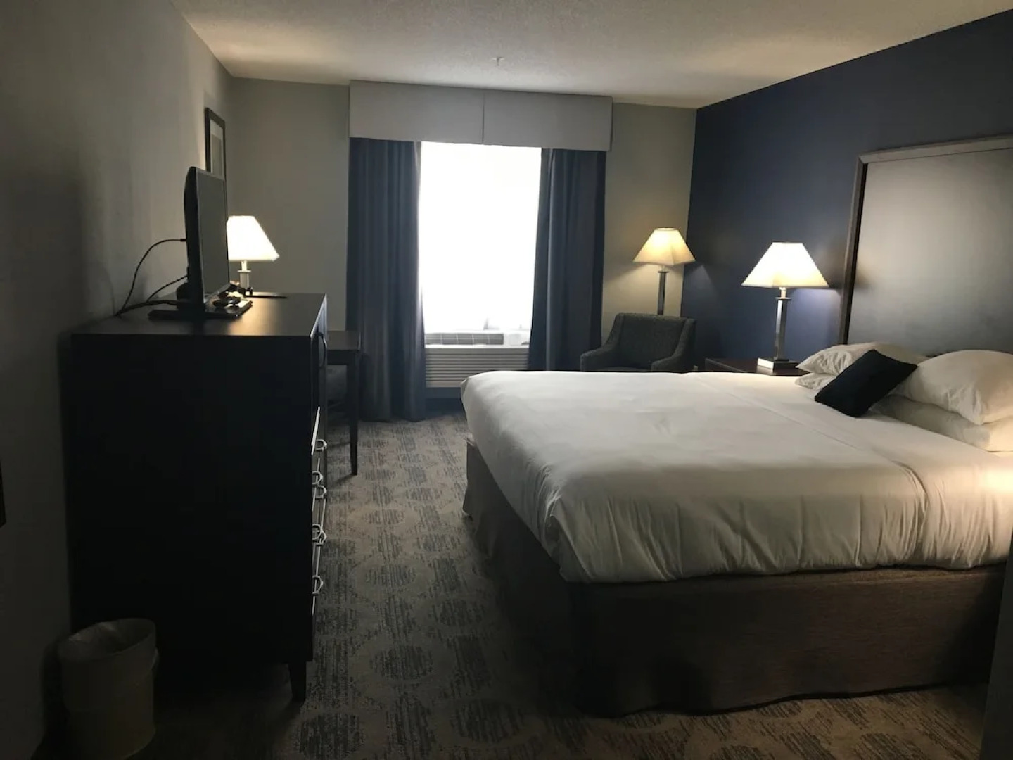 Days Inn and Suites Sequim