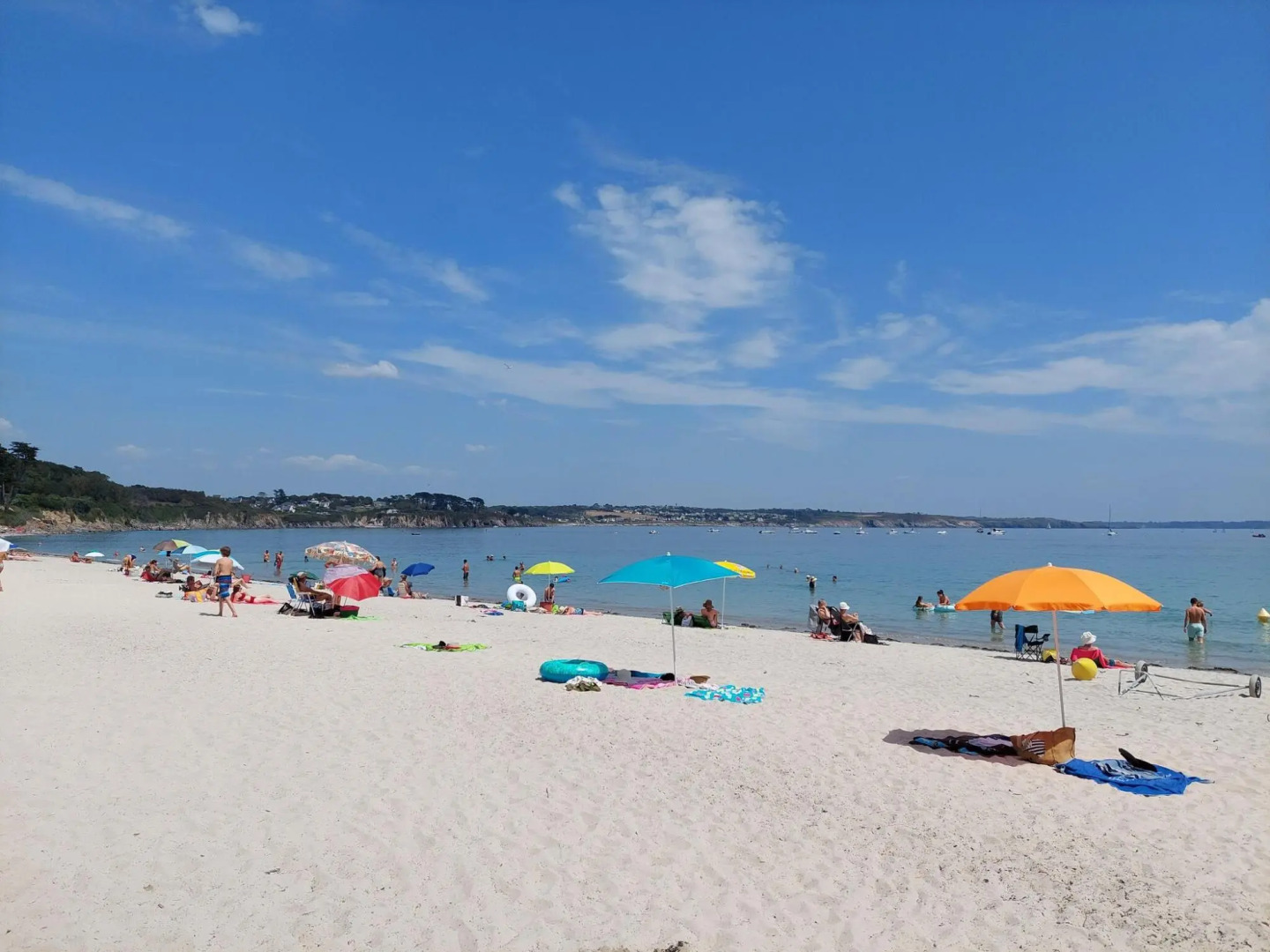 180° panoramic sea view, direct beach location, Locmaria-Plouzané