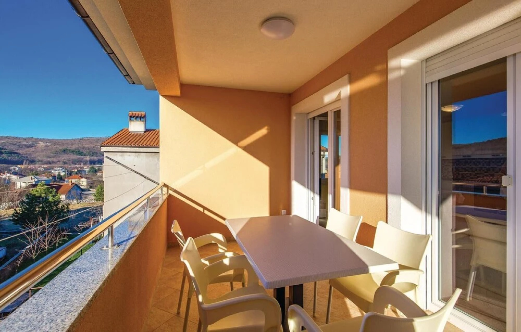 Nice Home in Cavle With Wifi and 2 Bedrooms