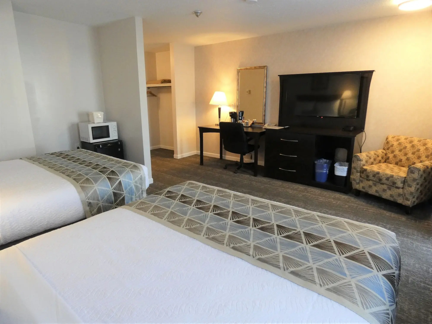 Dilworth Inn