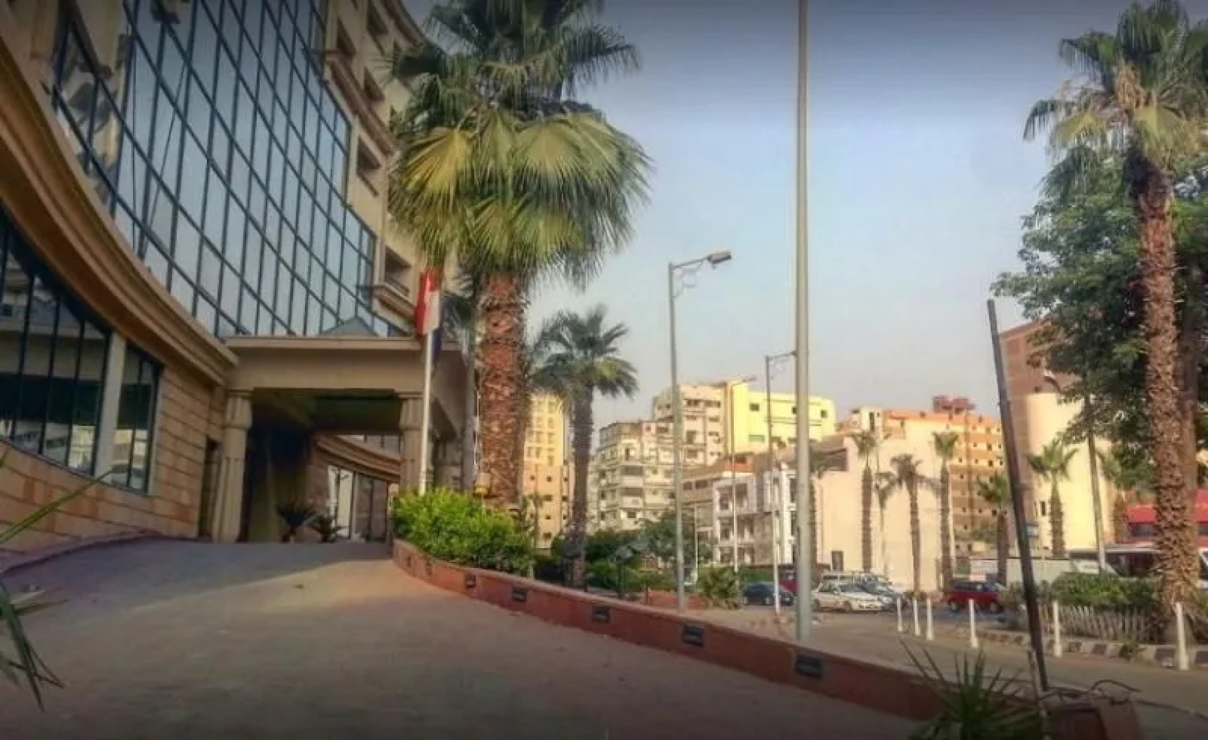 Golden Tulip Narmer Pyramids Hotel