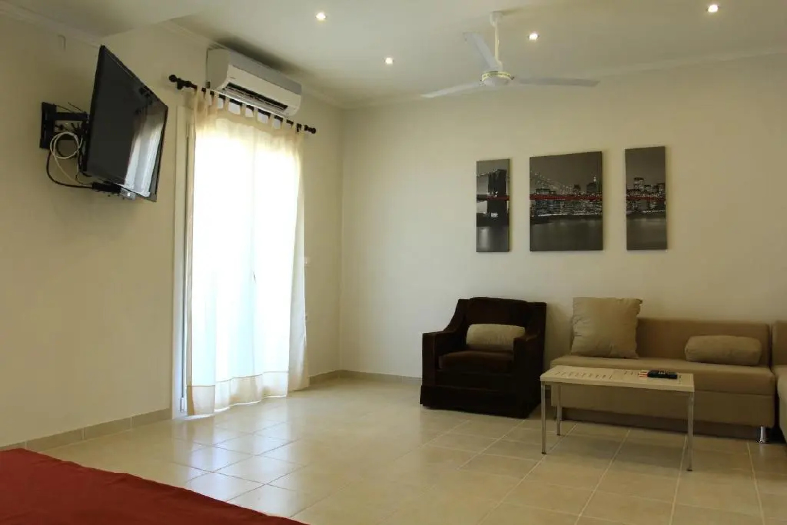 Abraham Apartments