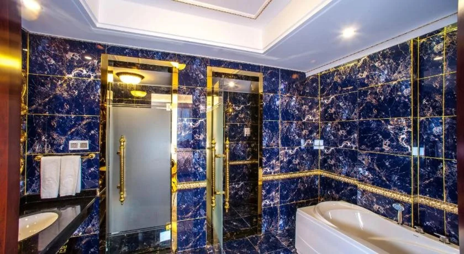 Wan Sheng International Hotel