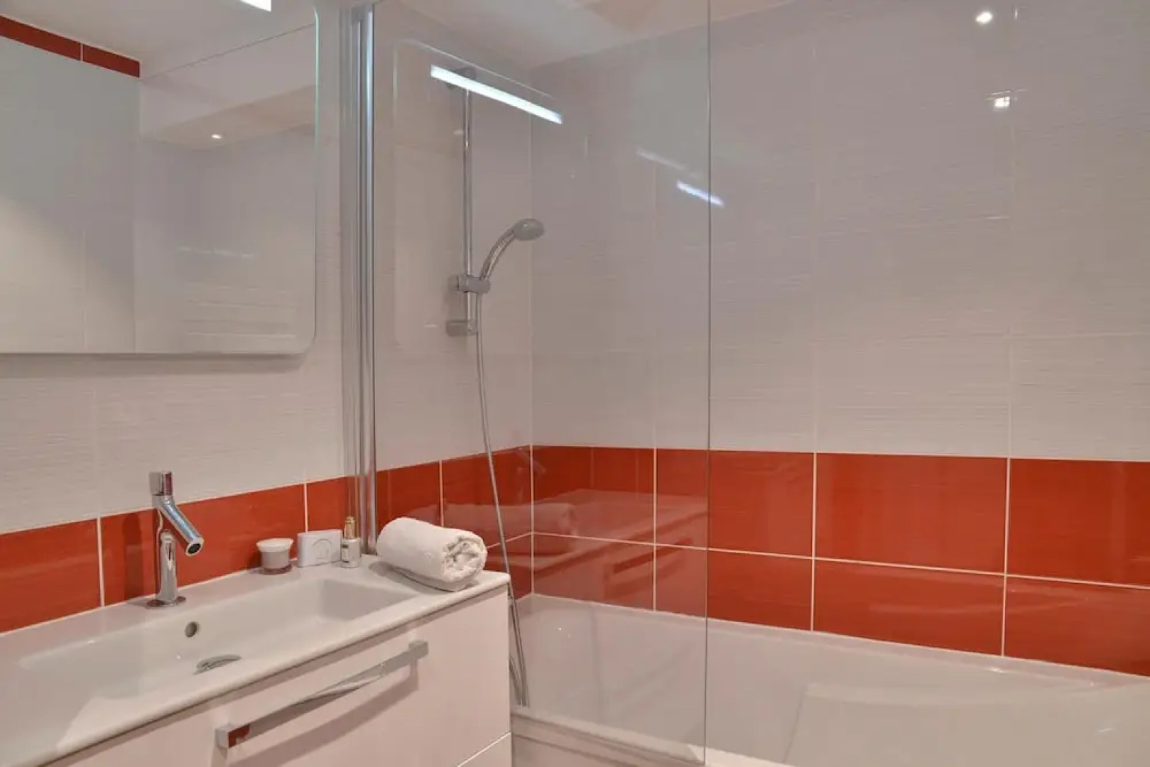 Residence Saintjacques Three-roomed Apartment for 8 People in the Resort Center S213