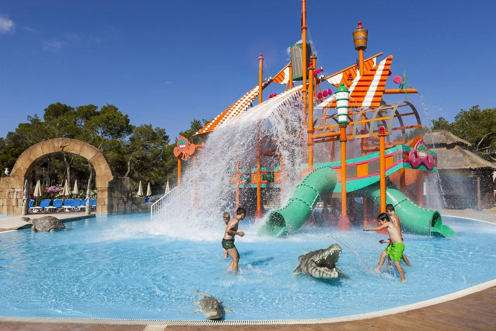 Invisa Figueral Resort