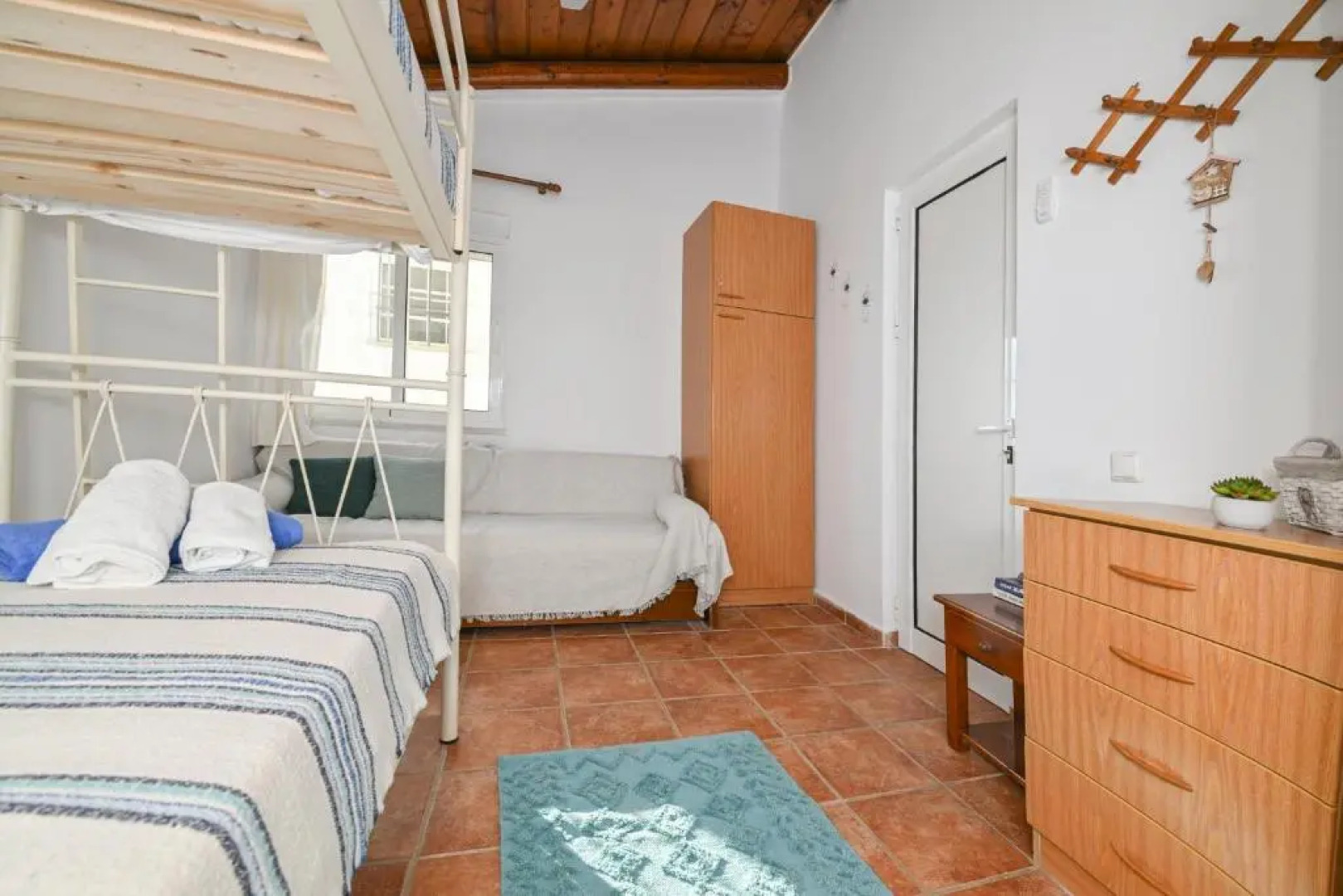 Seaside House in Ravdouha