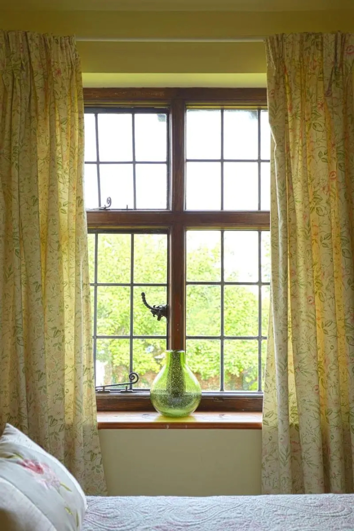 Strawberry Cottage B&B