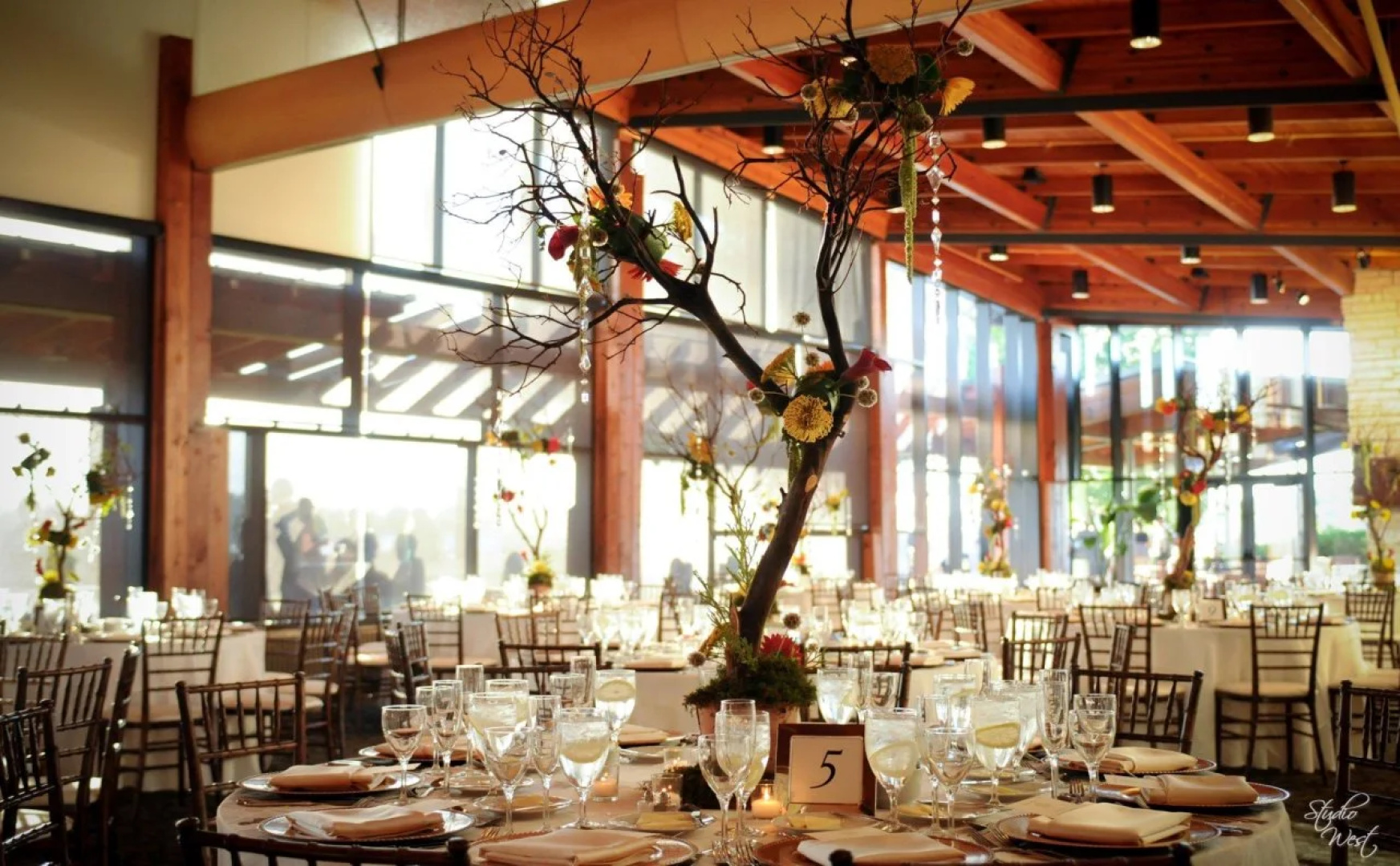 Holiday Inn Express & Suites Chicago-Libertyville by IHG