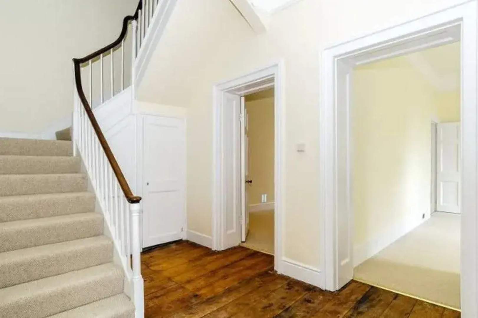 The Modern Duke’s Retreat - Stunning 6BDR Manor Guest House