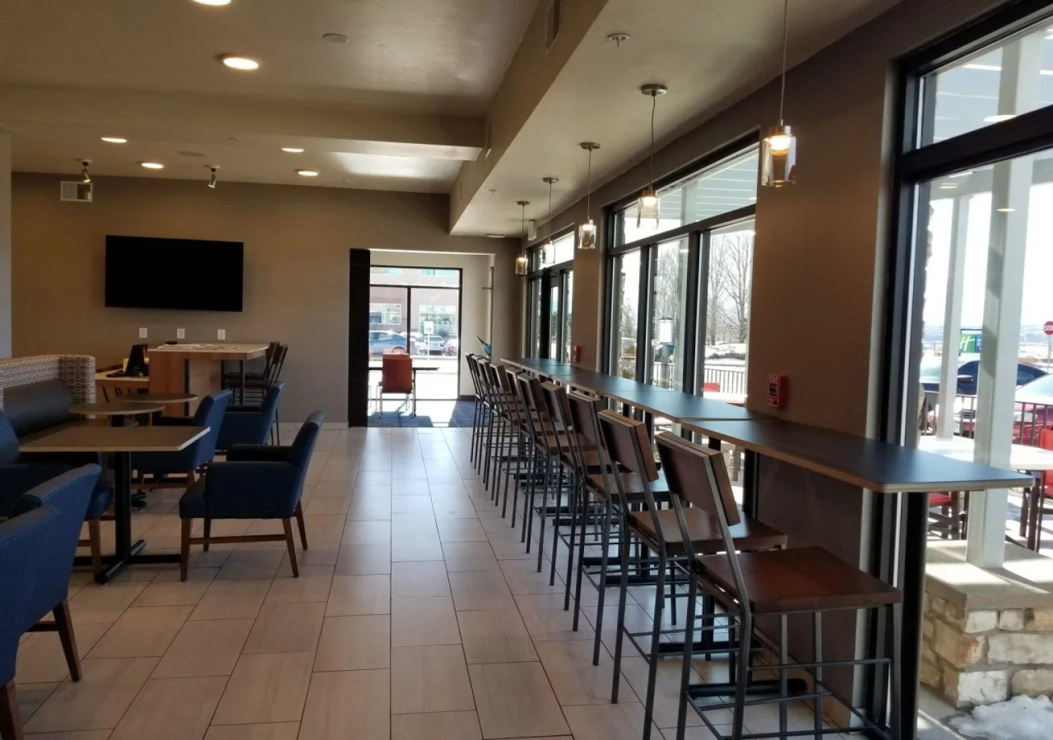 Holiday Inn Express & Suites Colorado Springs AFA Northgate by IHG