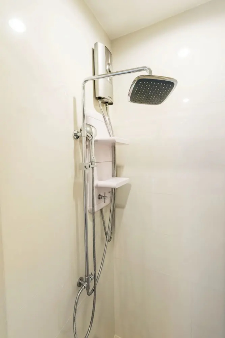 Favstay - The Base Uptown Phuket