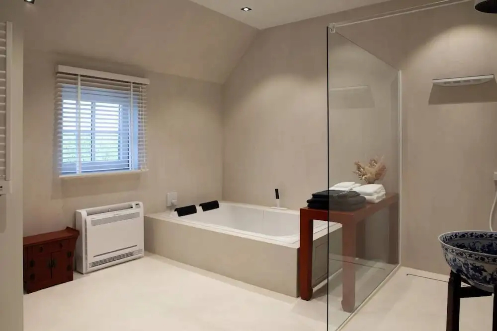 Wabi Sabi B&B - a Japanese Sleep Oasis in Belgium