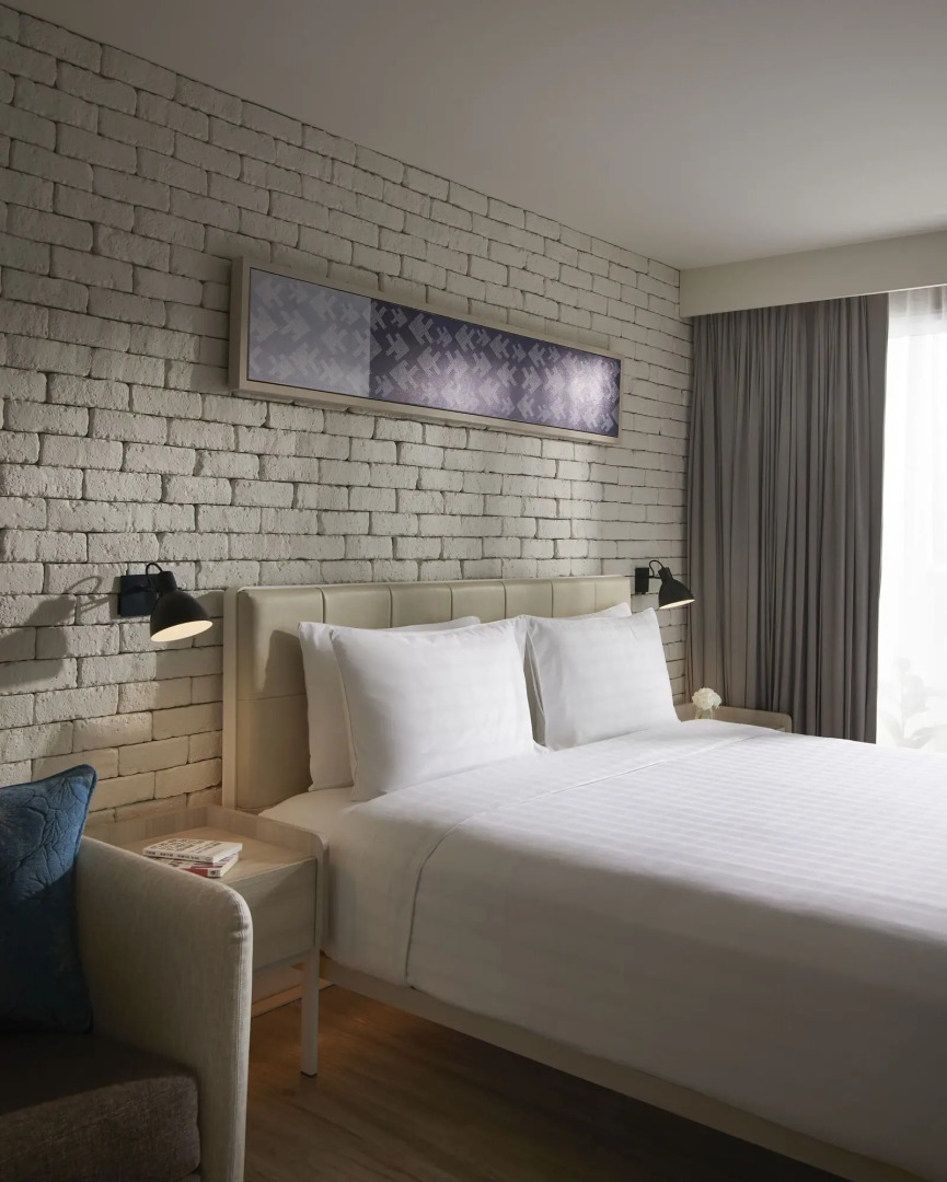 Shama Yen-Akat Bangkok