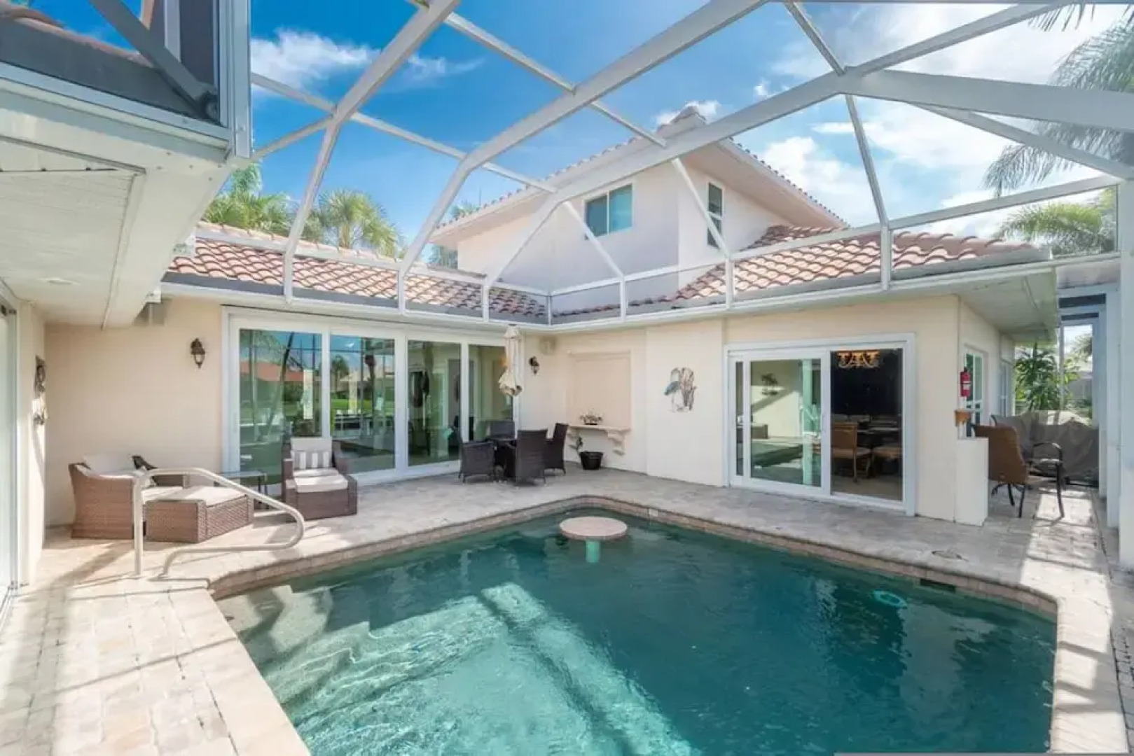 Hibiscus Heated Pool Private Dock Bikes Kayaks Walk to Fishermen s Village