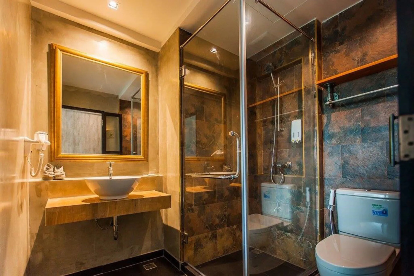 Loftmania Boutique Hotel