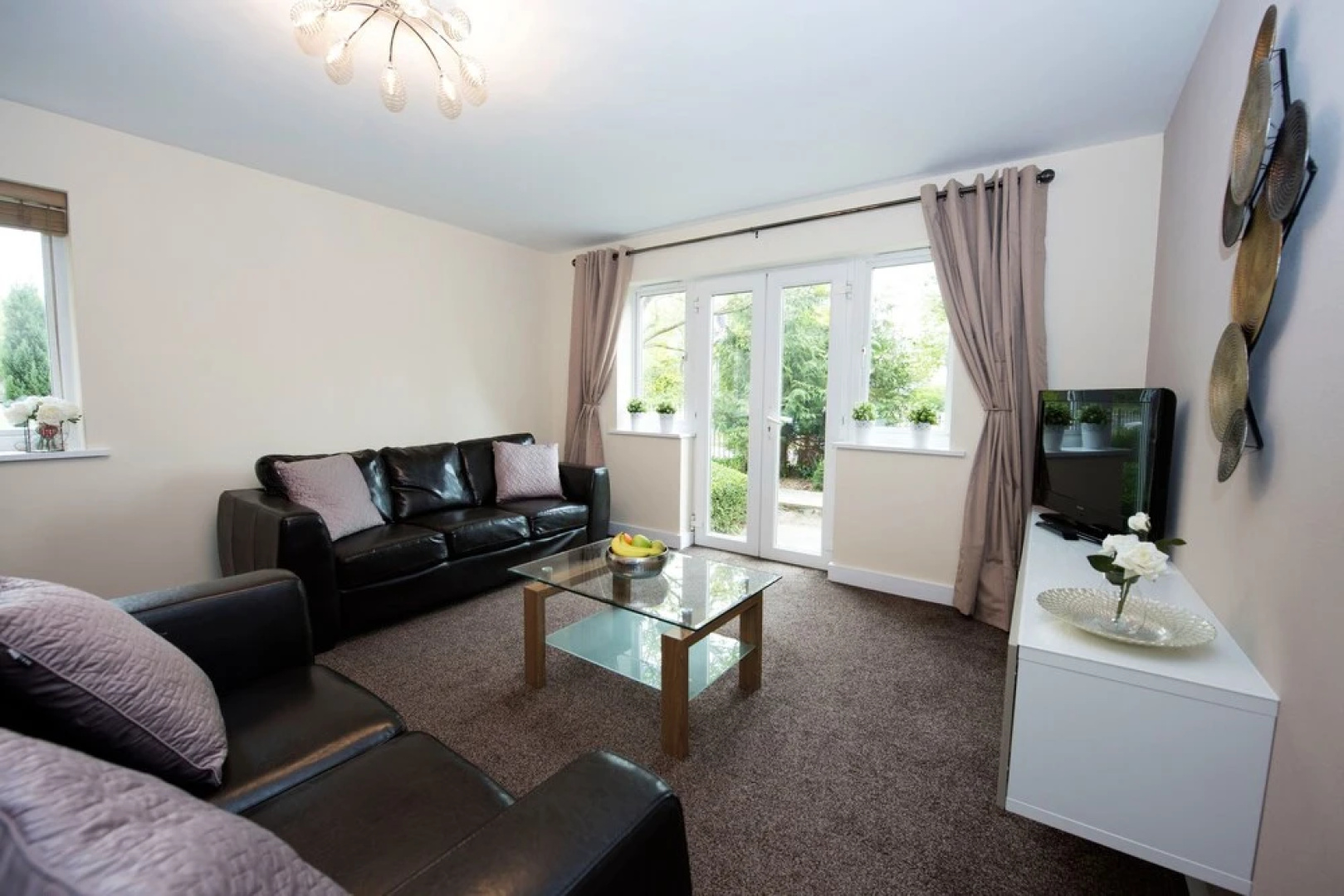 Elmcroft Court Serviced Apartments