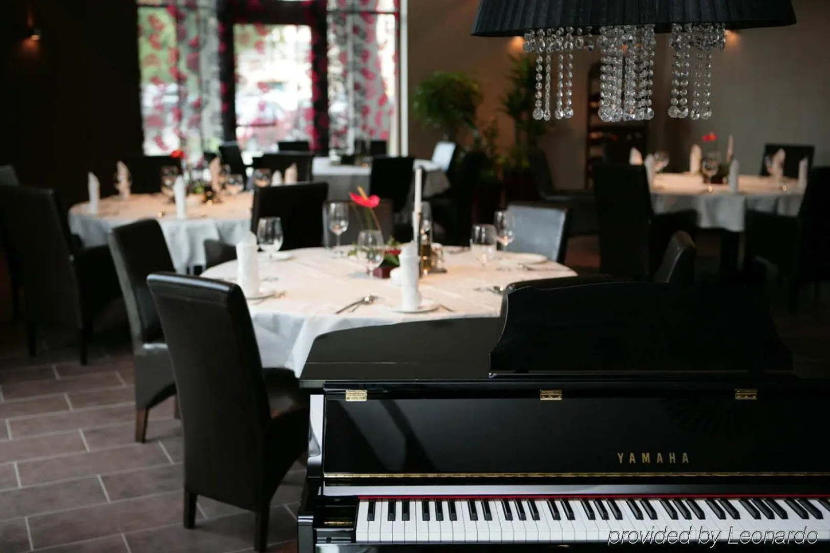Отель Ruben Hotel
