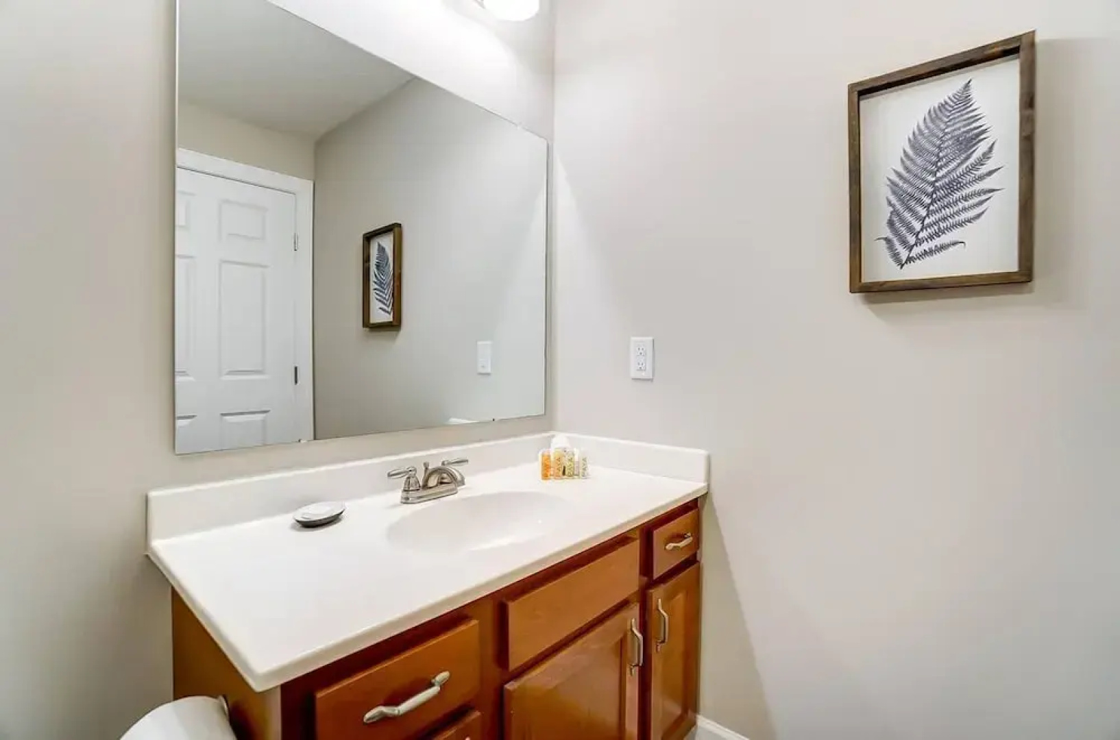 Polaris Luxury 2BR WFH Ready Pet Friendly