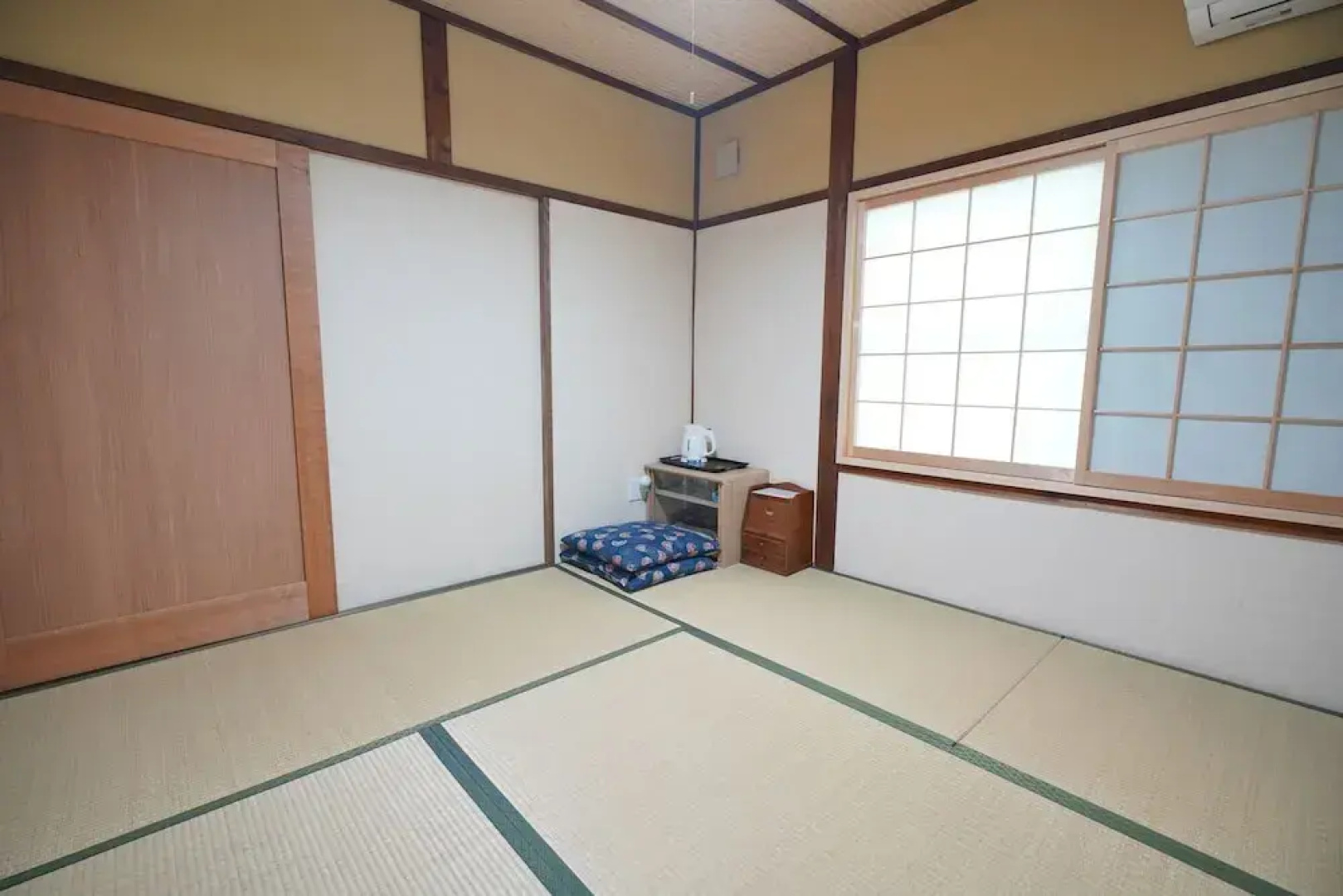 Uji Tea Inn