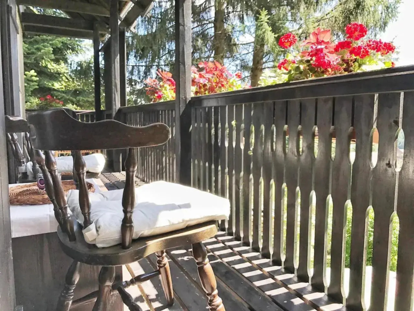 Peaceful Nature Cabin Jolly