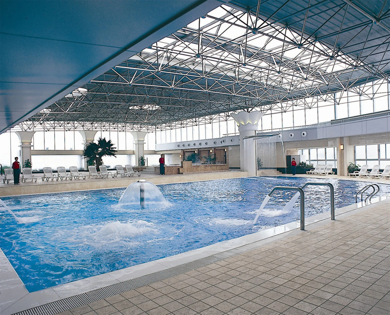 Guilin Lijiang Waterfall Hotel