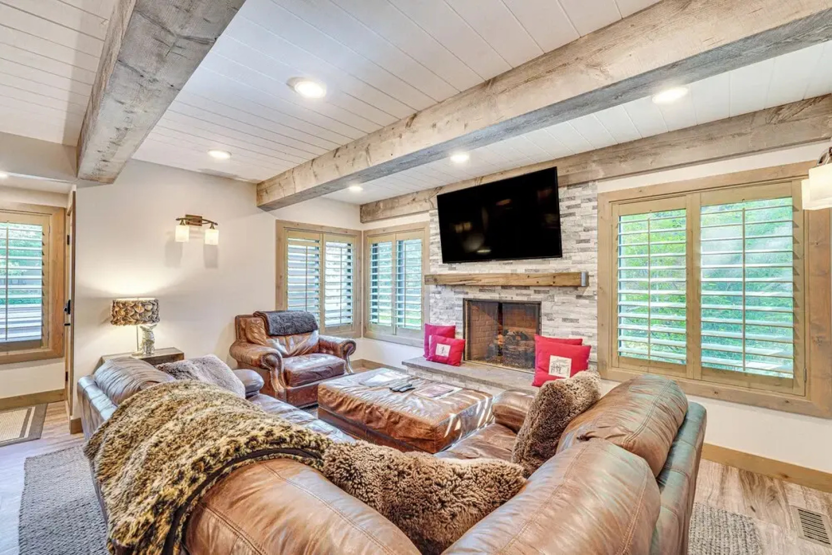 Cozy Sun Valley Townhome w/ Mountain Views!