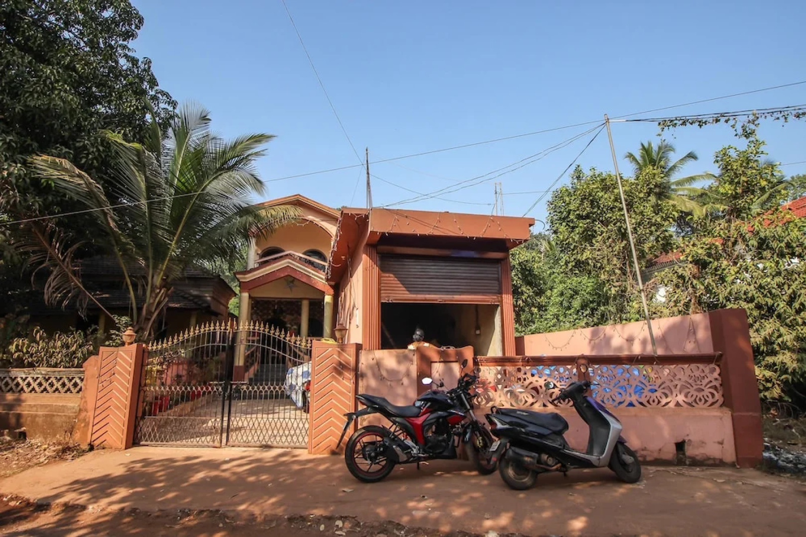 OYO 11314 Home Vibrant 2BHK Villa Siolim