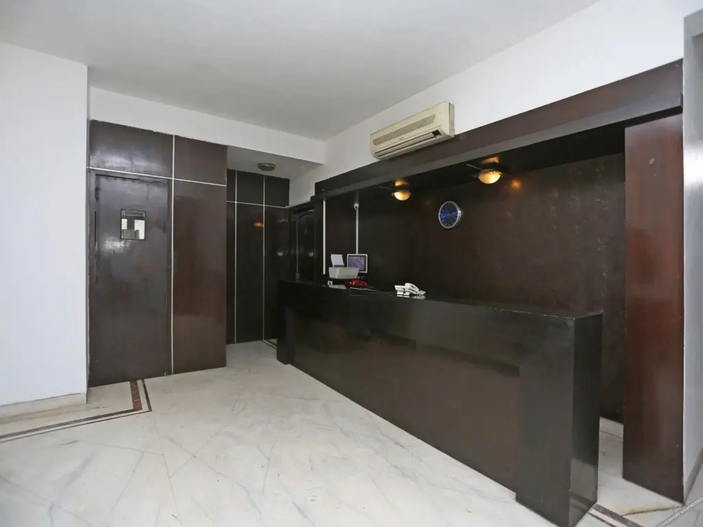 Woodbridge-1 Crossroads