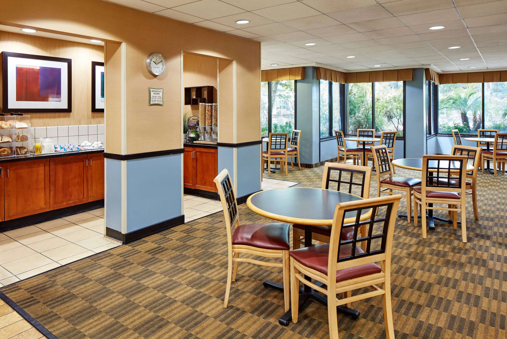 La Quinta Inn & Suites by Wyndham Thousand Oaks-Newbury Park