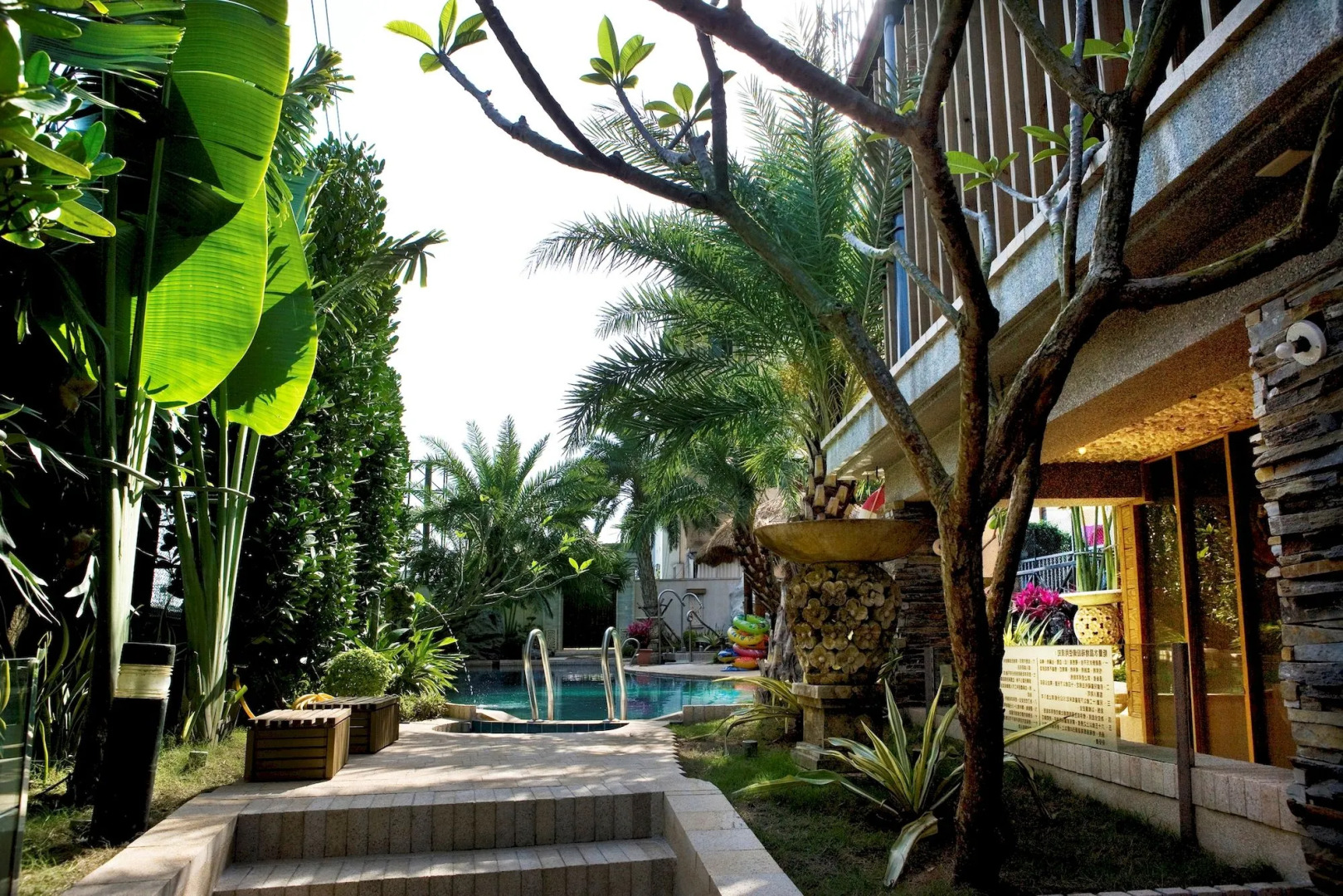 Hotel Les Champs Jiaosi