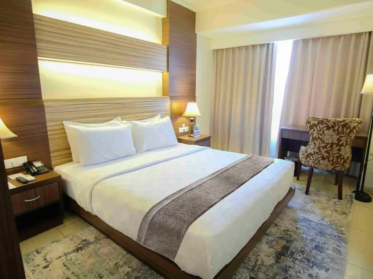 Sapphire Sky Hotel BSD City