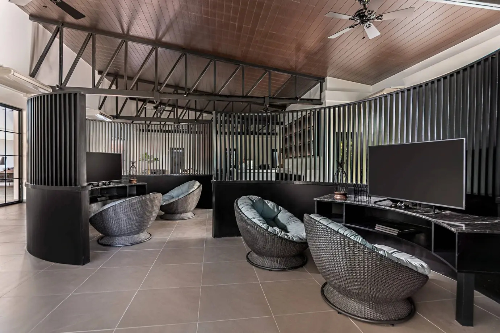 Dusit Thani Lubi Plantation Resort