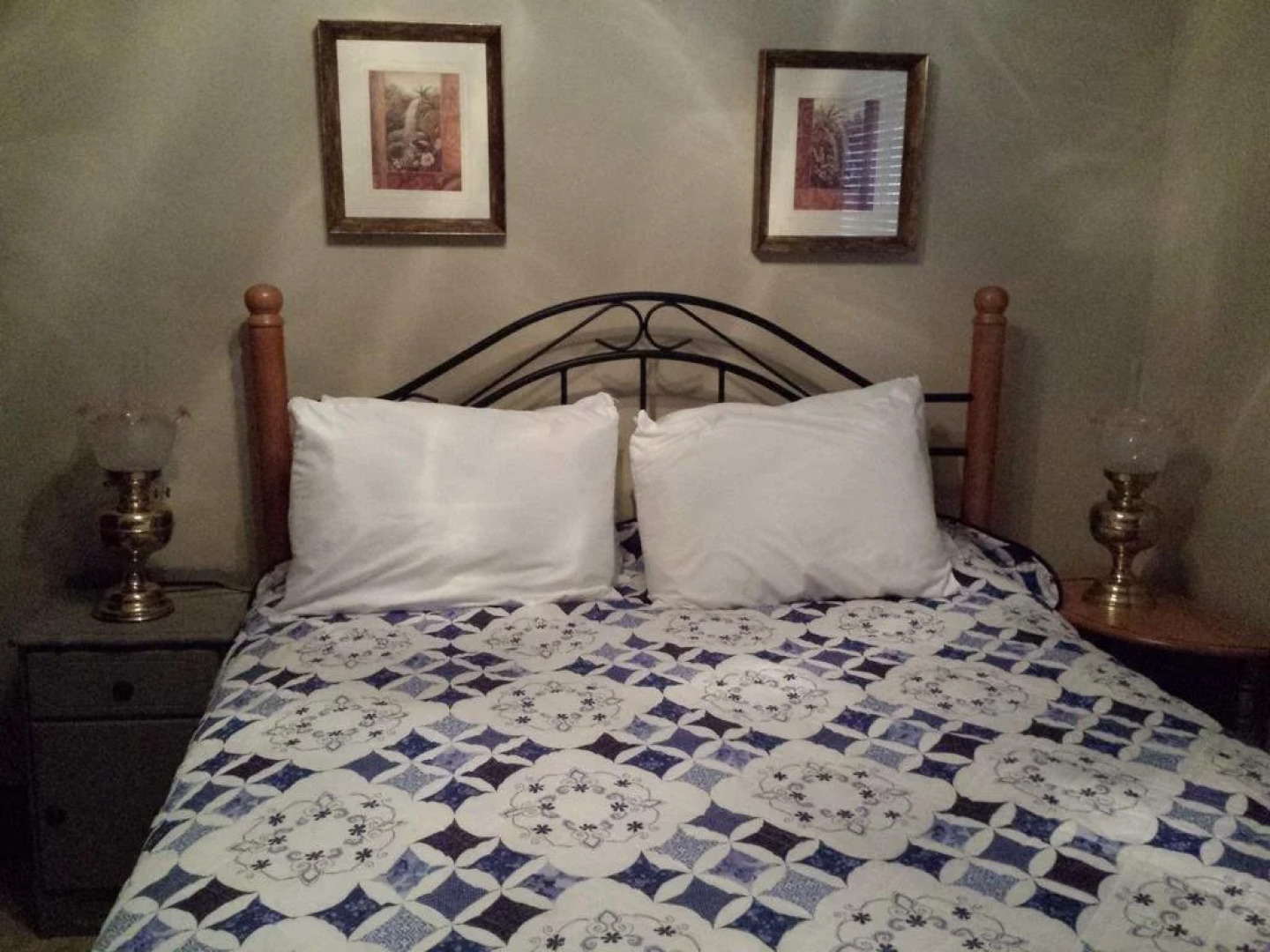 Riverside Caygeon B&B