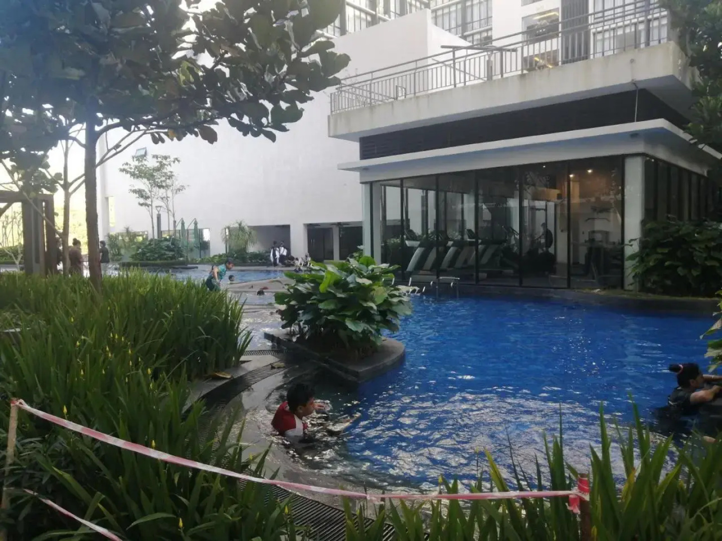 13 pax Midhills pool view free WIFI